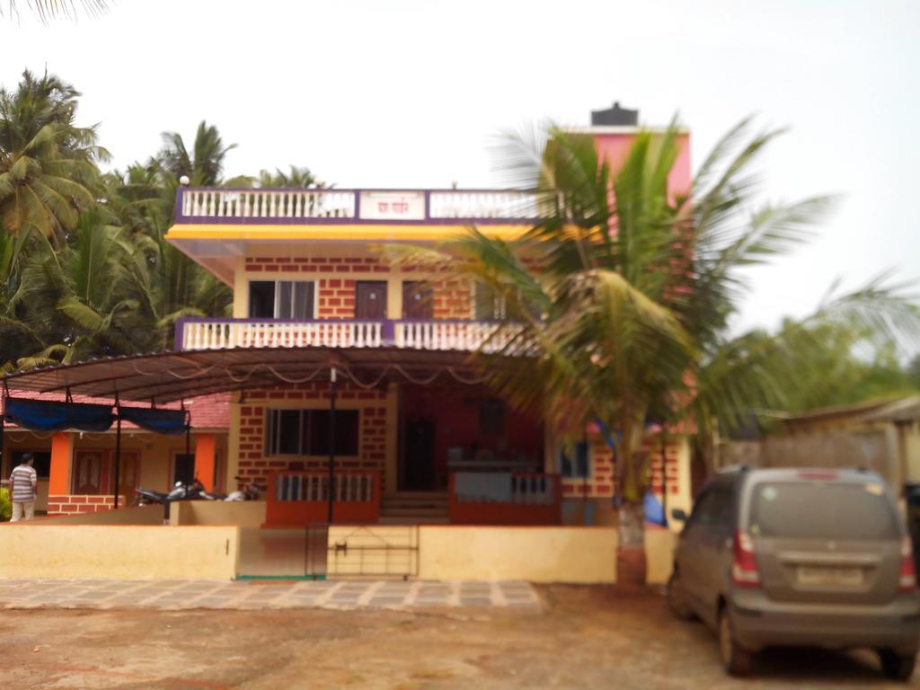 Hôtel Yash Garden Residency à Ganpatipule Extérieur photo